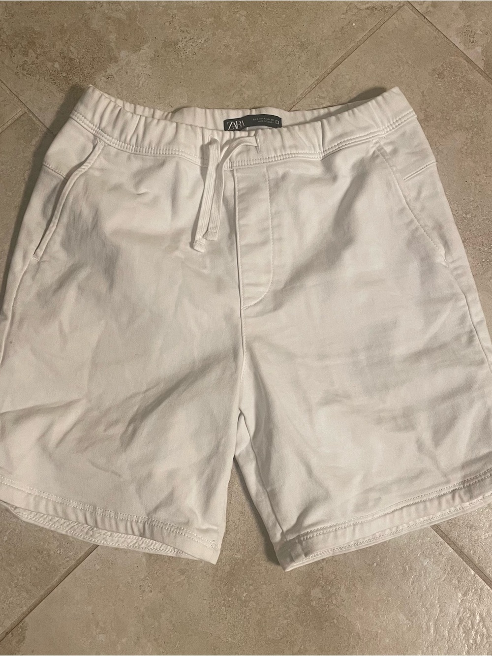 Zara Men’s White Athletic Drawstring Shorts